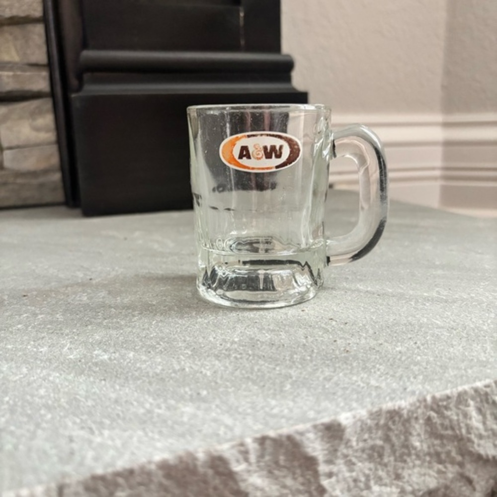 Vintage A&W Root Beer Small Mini Glass Old Logo A &‎ W Mug
